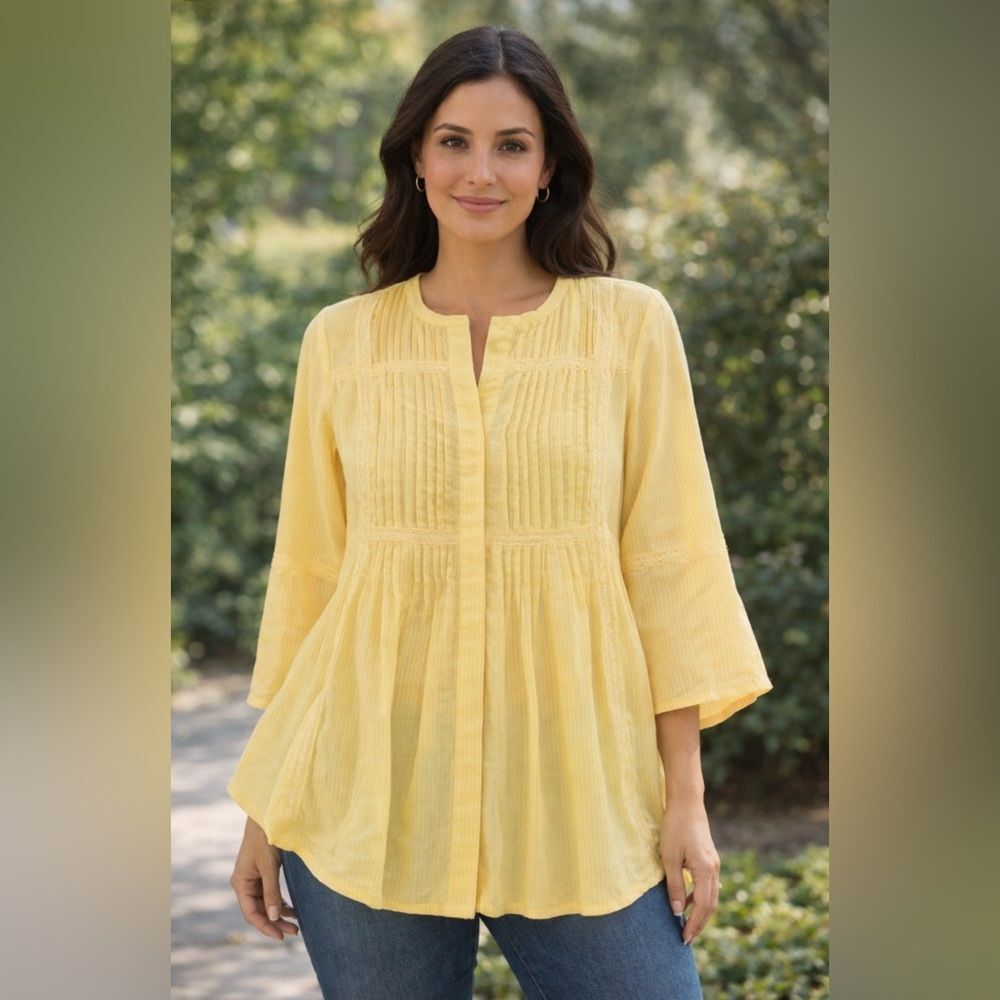 Butter Yellow Lace  Blouse Size M